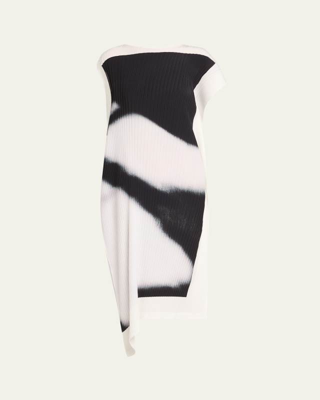 Shadow Study Pleats Abstract Shift Dress